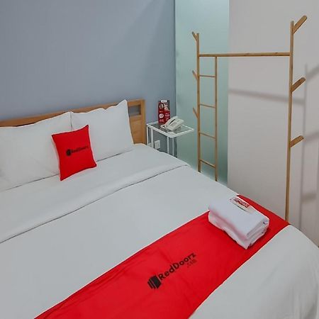 Reddoorz Plus @ Batutulis Bogor Exteriör bild
