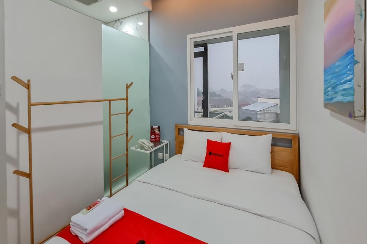 Reddoorz Plus @ Batutulis Bogor Exteriör bild